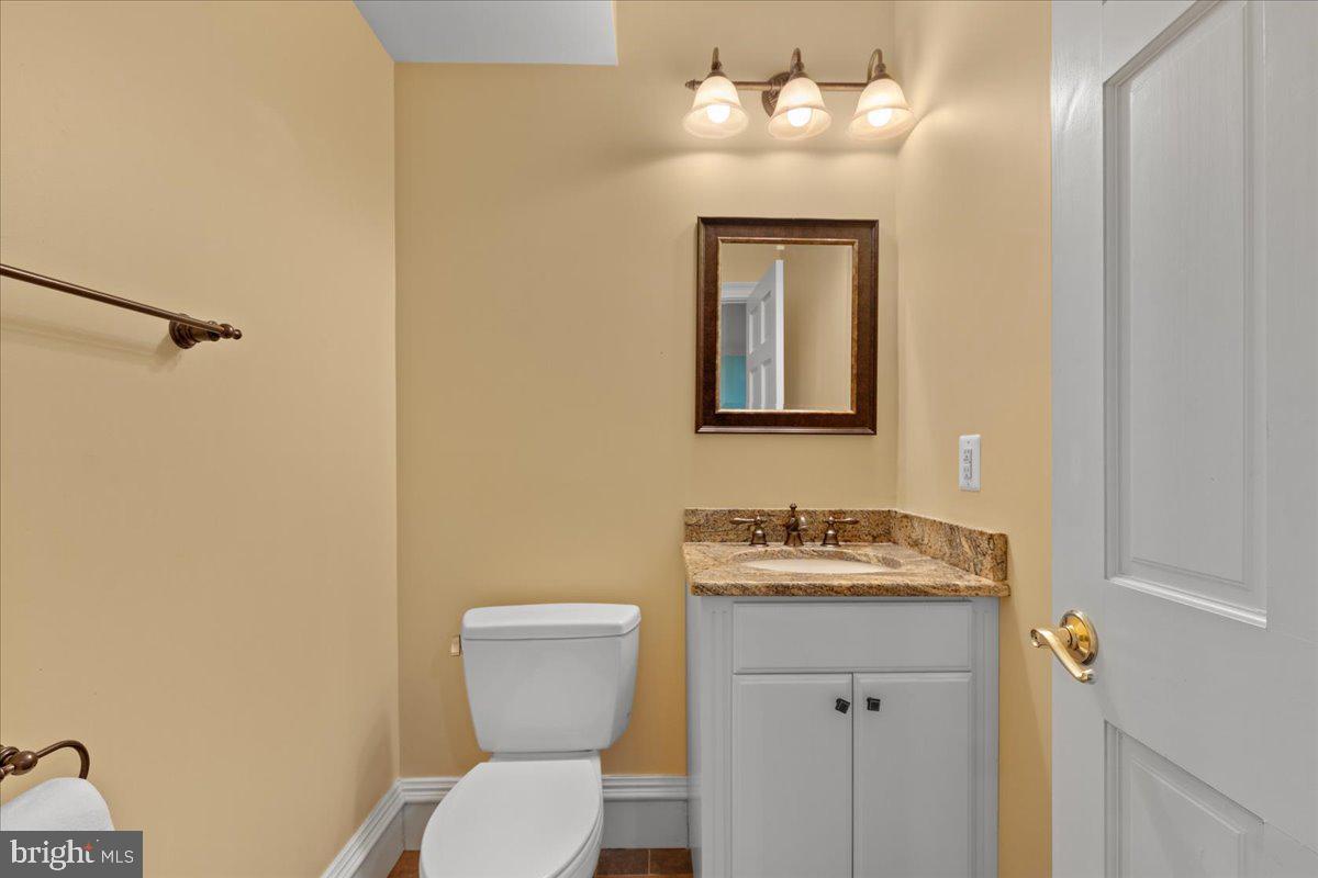8813 OAK LEAF DR, ALEXANDRIA, Virginia 22309, 6 Bedrooms Bedrooms, ,7 BathroomsBathrooms,Residential,For sale,8813 OAK LEAF DR,VAFX2253734 MLS # VAFX2253734