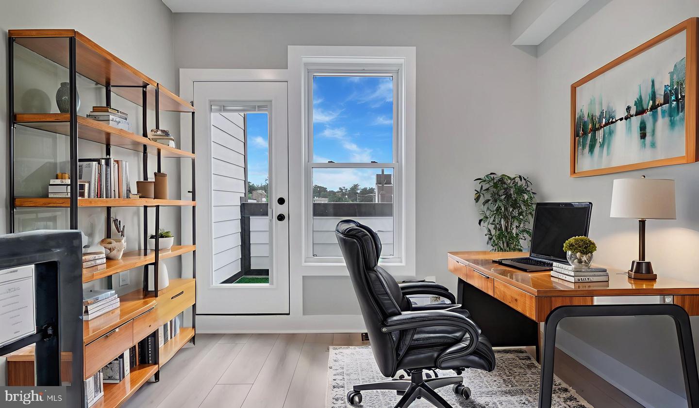 2333 FAIRLAWN AVE SE #2, WASHINGTON, District Of Columbia 20020, 4 Bedrooms Bedrooms, ,4 BathroomsBathrooms,Residential,For sale,2333 FAIRLAWN AVE SE #2,DCDC2210170 MLS # DCDC2210170