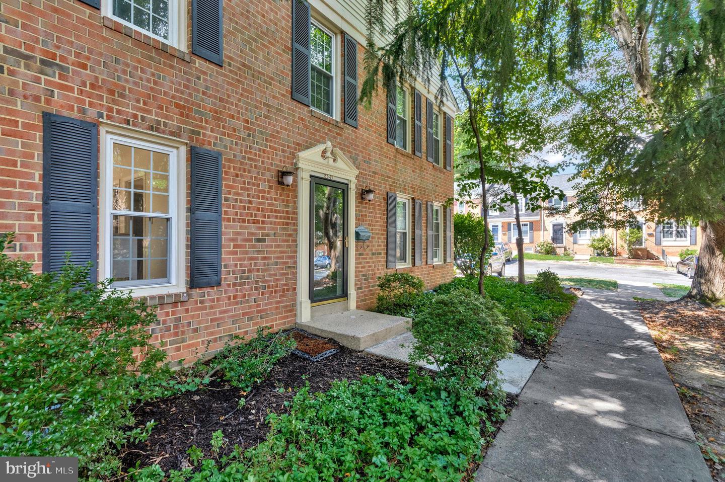 2349 HORSEFERRY CT, RESTON, Virginia 20191, 3 Bedrooms Bedrooms, ,2 BathroomsBathrooms,Residential,For sale,2349 HORSEFERRY CT,VAFX2256520 MLS # VAFX2256520