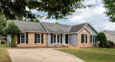 1710 FOX LN, HARRISONBURG, Virginia 22801, 3 Bedrooms Bedrooms, ,2 BathroomsBathrooms,Residential,1710 FOX LN,668732 MLS # 668732