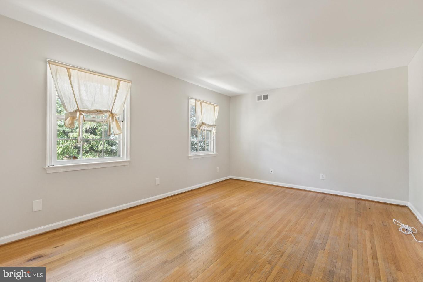 6108 LARSTAN DR, ALEXANDRIA, Virginia 22312, 4 Bedrooms Bedrooms, ,2 BathroomsBathrooms,Residential,For sale,6108 LARSTAN DR,VAFX2258728 MLS # VAFX2258728