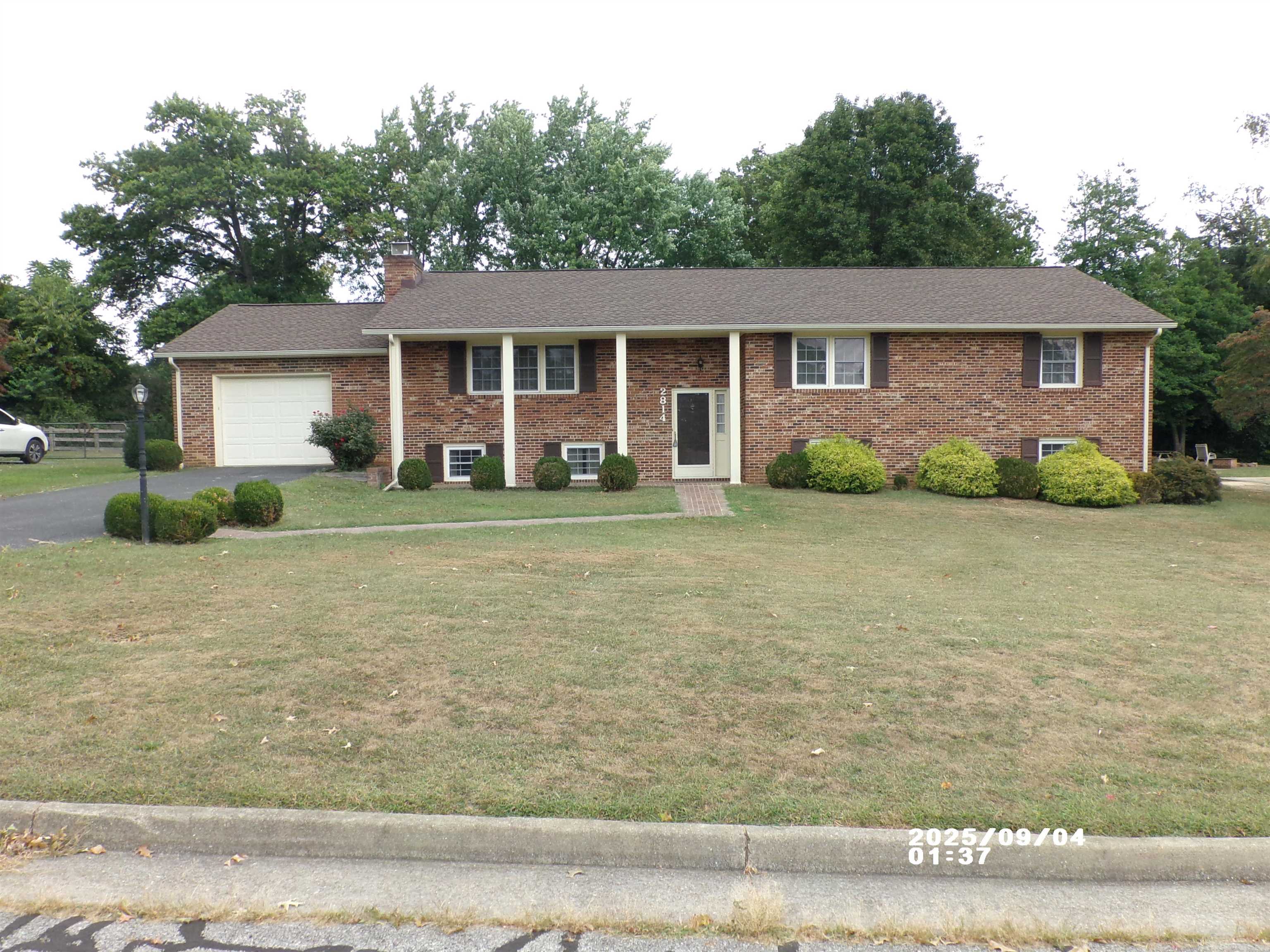 2814 JEFFERSON LN, WAYNESBORO, Virginia 22980, 3 Bedrooms Bedrooms, ,2 BathroomsBathrooms,Residential,2814 JEFFERSON LN,668745 MLS # 668745