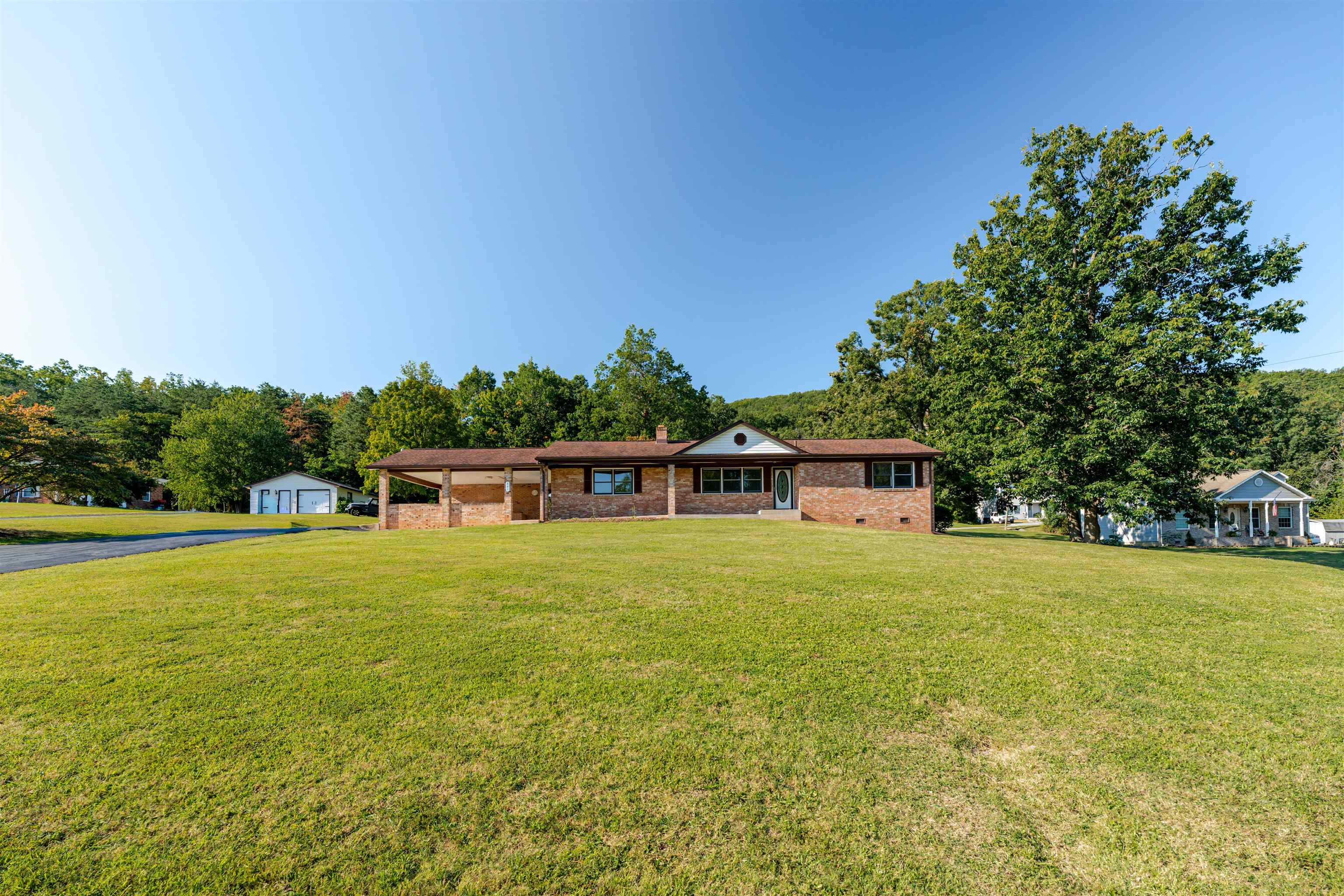 841 JUDY LN EXT, STANLEY, Virginia 22851, 3 Bedrooms Bedrooms, ,2 BathroomsBathrooms,Residential,841 JUDY LN EXT,668746 MLS # 668746