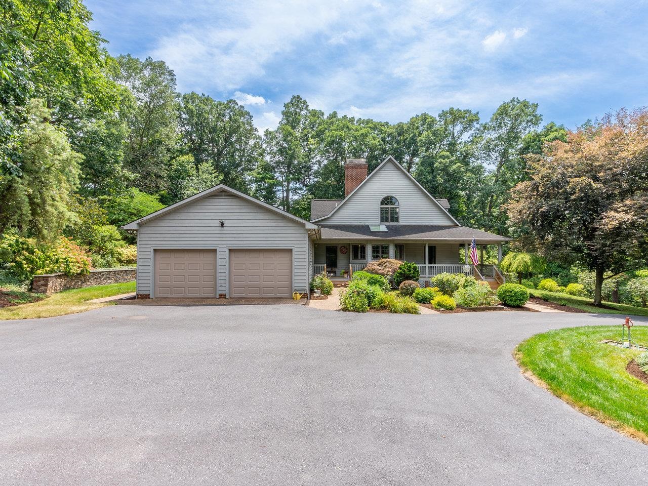 2555 KARAWOOD LN, ROCKINGHAM, Virginia 22801, 4 Bedrooms Bedrooms, ,5 BathroomsBathrooms,Residential,2555 KARAWOOD LN,668759 MLS # 668759