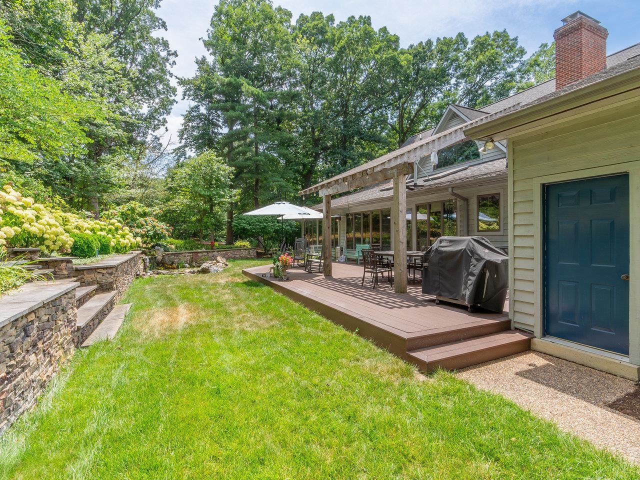 2555 KARAWOOD LN, ROCKINGHAM, Virginia 22801, 4 Bedrooms Bedrooms, ,5 BathroomsBathrooms,Residential,2555 KARAWOOD LN,668759 MLS # 668759