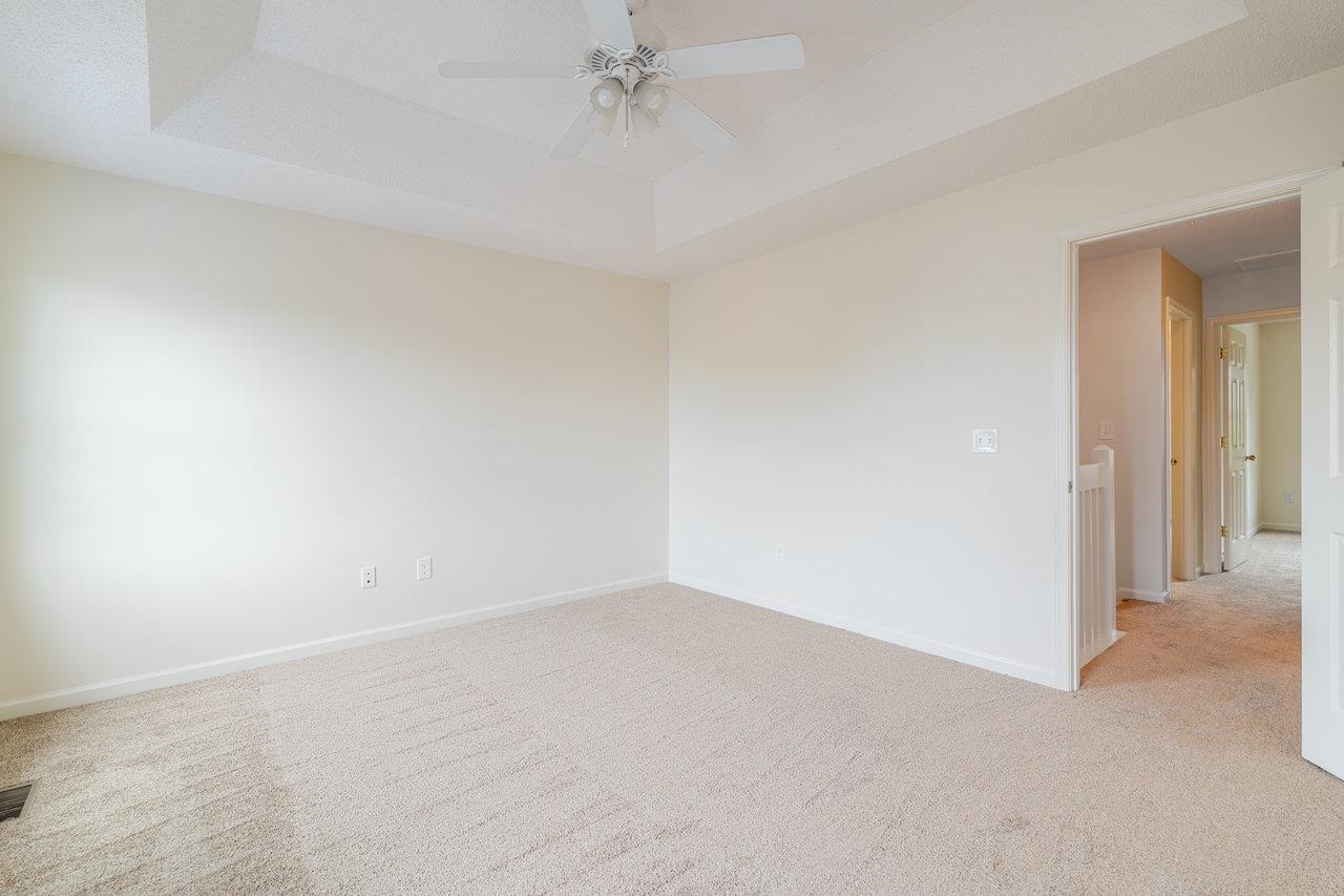 1046 MOLLY PITCHER PL, HARRISONBURG, Virginia 22802, 3 Bedrooms Bedrooms, ,2 BathroomsBathrooms,Residential,1046 MOLLY PITCHER PL,668760 MLS # 668760