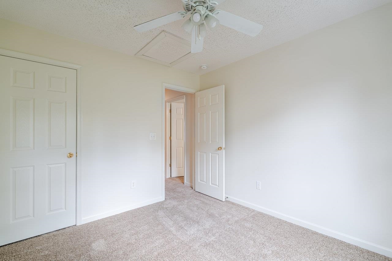 1046 MOLLY PITCHER PL, HARRISONBURG, Virginia 22802, 3 Bedrooms Bedrooms, ,2 BathroomsBathrooms,Residential,1046 MOLLY PITCHER PL,668760 MLS # 668760