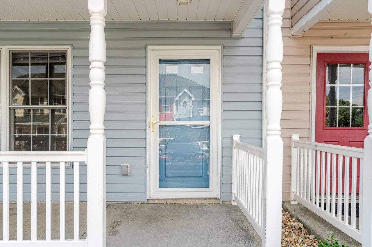 1046 MOLLY PITCHER PL, HARRISONBURG, Virginia 22802, 3 Bedrooms Bedrooms, ,2 BathroomsBathrooms,Residential,1046 MOLLY PITCHER PL,668760 MLS # 668760