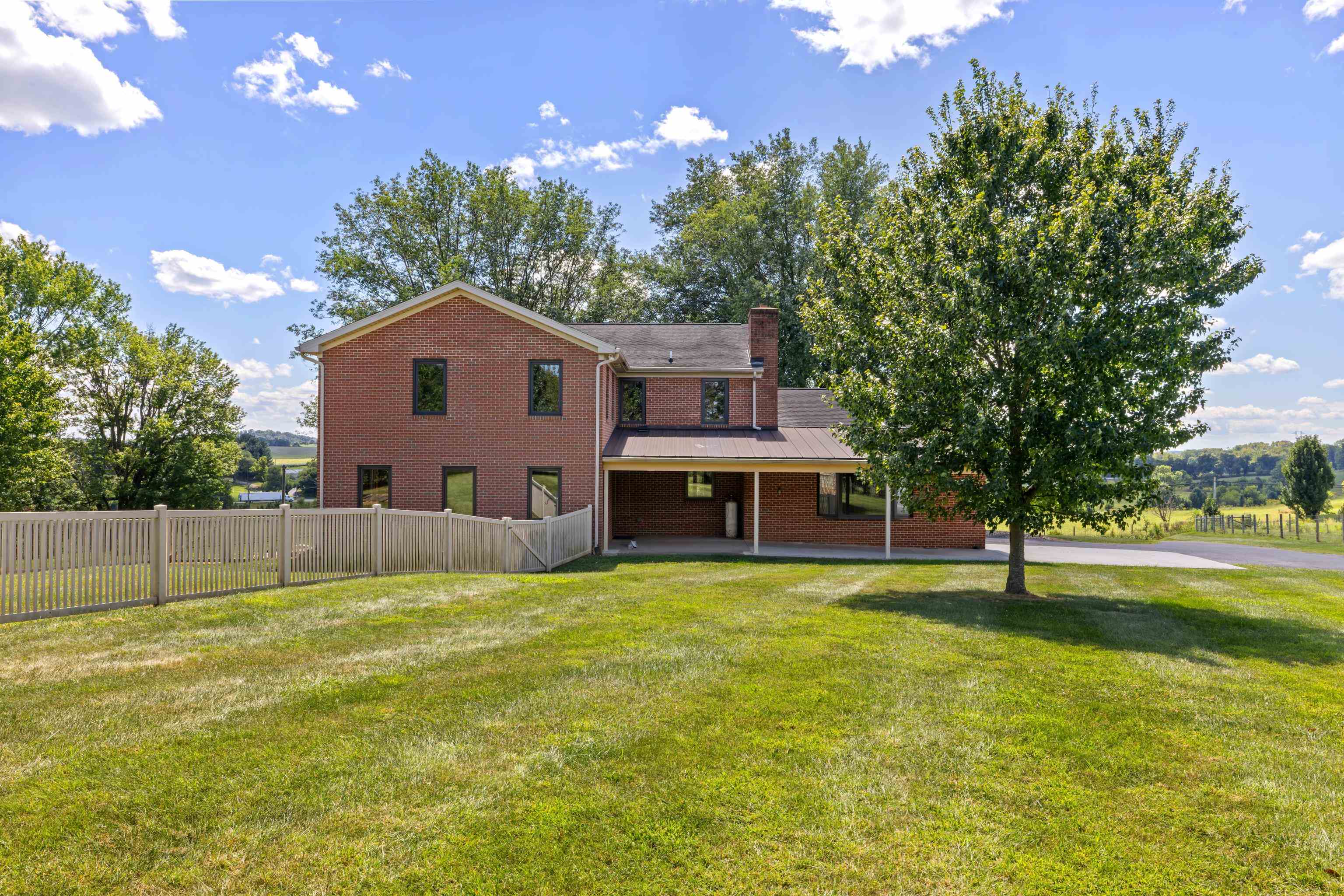 3390 SPRING CREEK RD, BRIDGEWATER, Virginia 22812, 4 Bedrooms Bedrooms, ,3 BathroomsBathrooms,Residential,3390 SPRING CREEK RD,668761 MLS # 668761