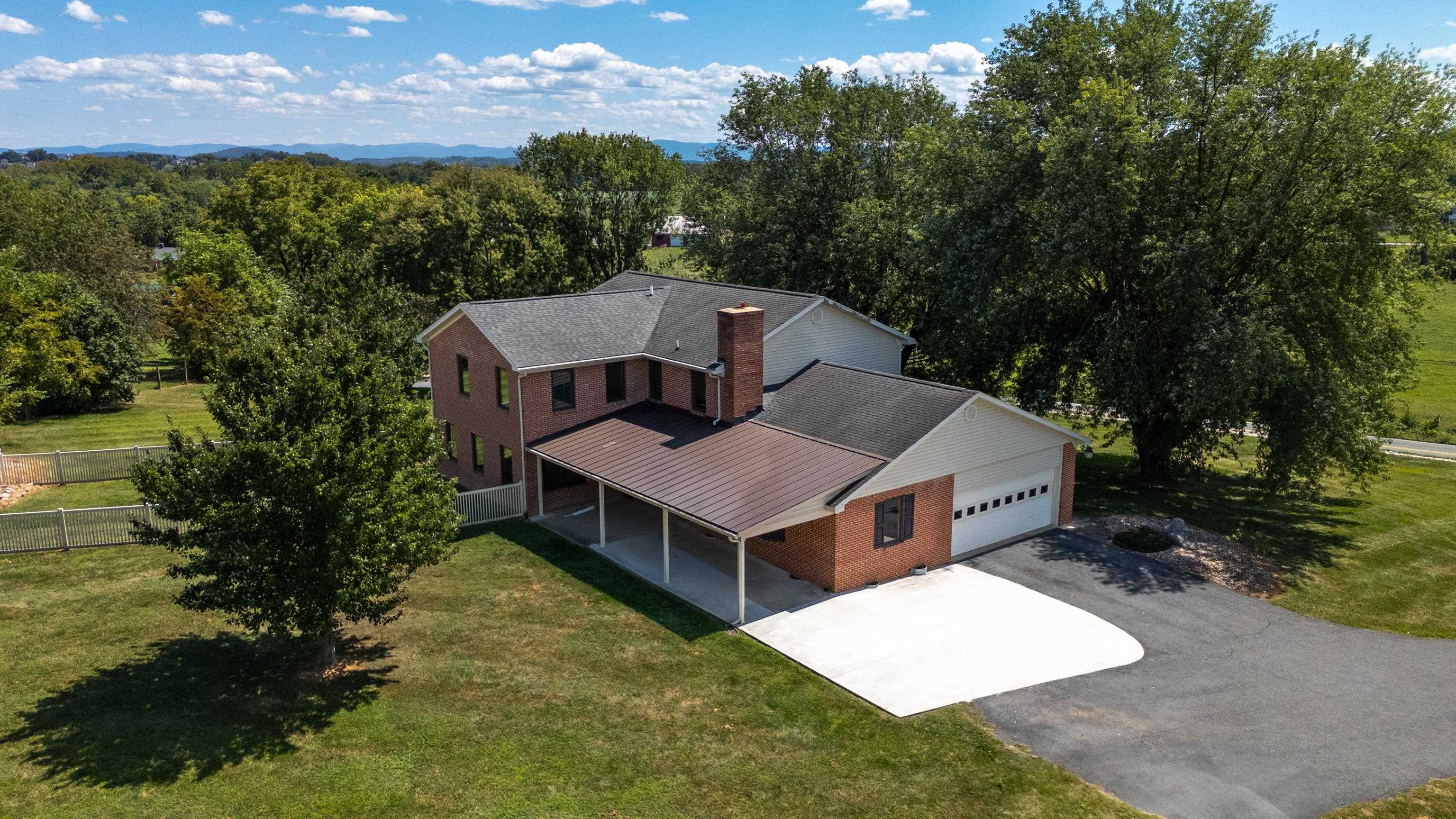3390 SPRING CREEK RD, BRIDGEWATER, Virginia 22812, 4 Bedrooms Bedrooms, ,3 BathroomsBathrooms,Residential,3390 SPRING CREEK RD,668761 MLS # 668761