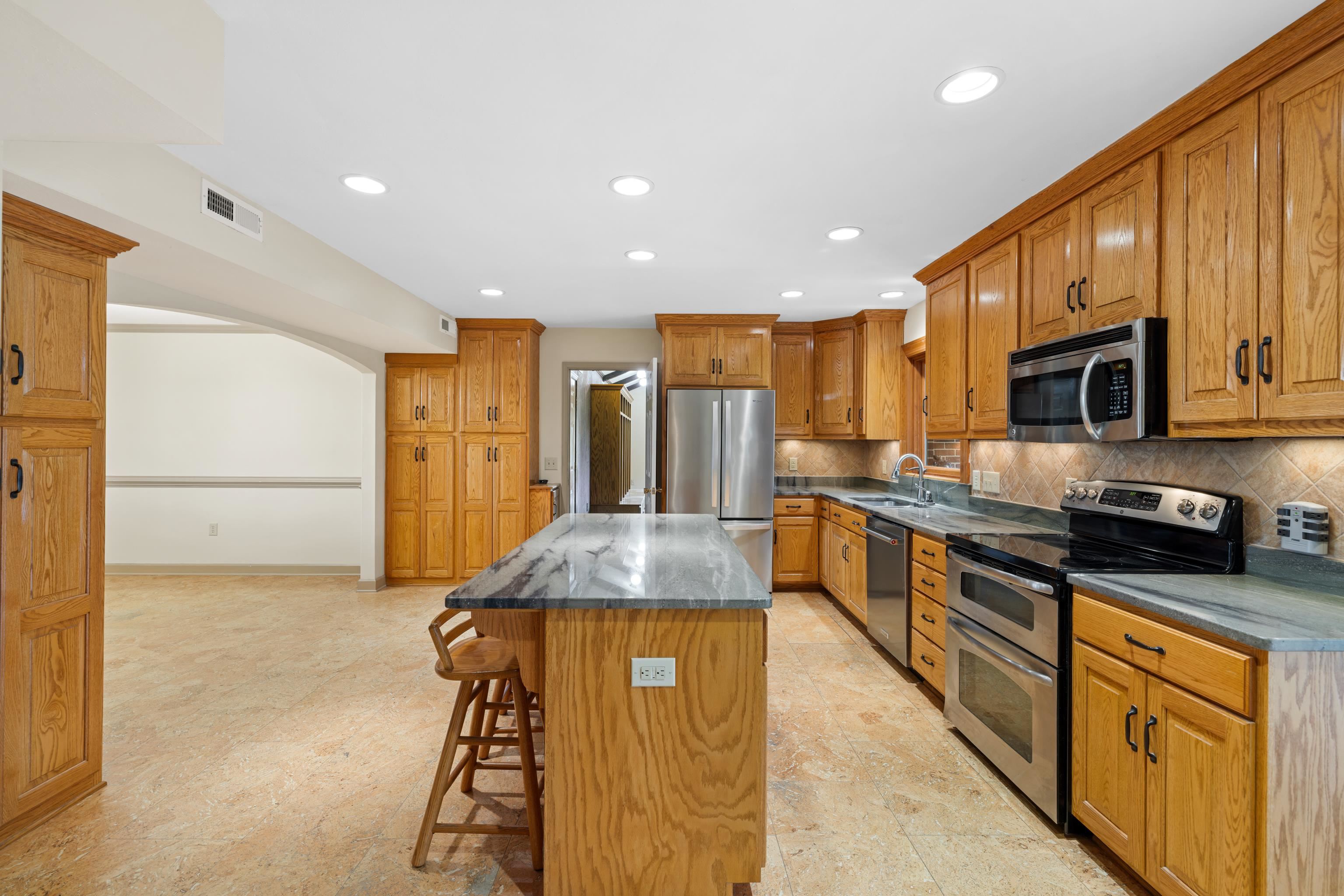 3390 SPRING CREEK RD, BRIDGEWATER, Virginia 22812, 4 Bedrooms Bedrooms, ,3 BathroomsBathrooms,Residential,3390 SPRING CREEK RD,668761 MLS # 668761