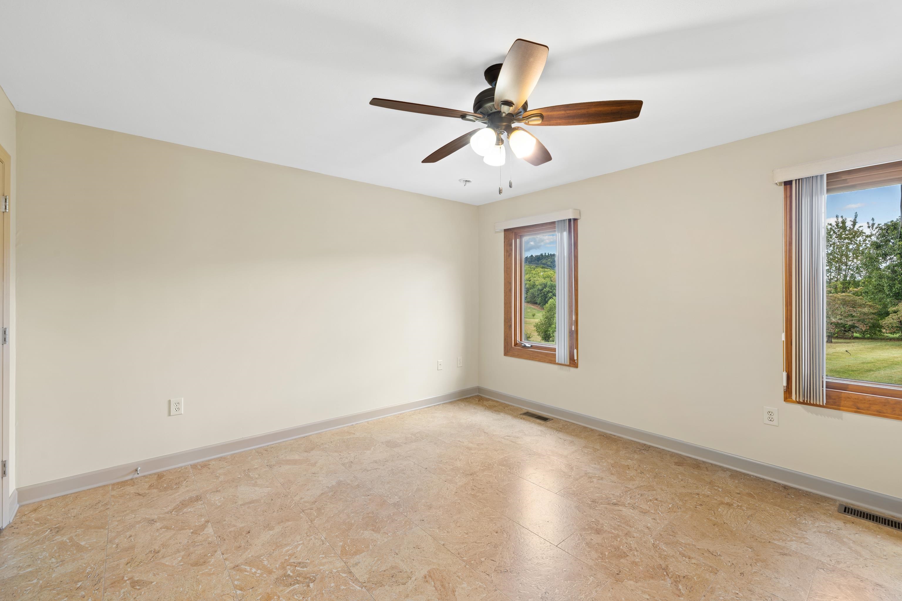 3390 SPRING CREEK RD, BRIDGEWATER, Virginia 22812, 4 Bedrooms Bedrooms, ,3 BathroomsBathrooms,Residential,3390 SPRING CREEK RD,668761 MLS # 668761