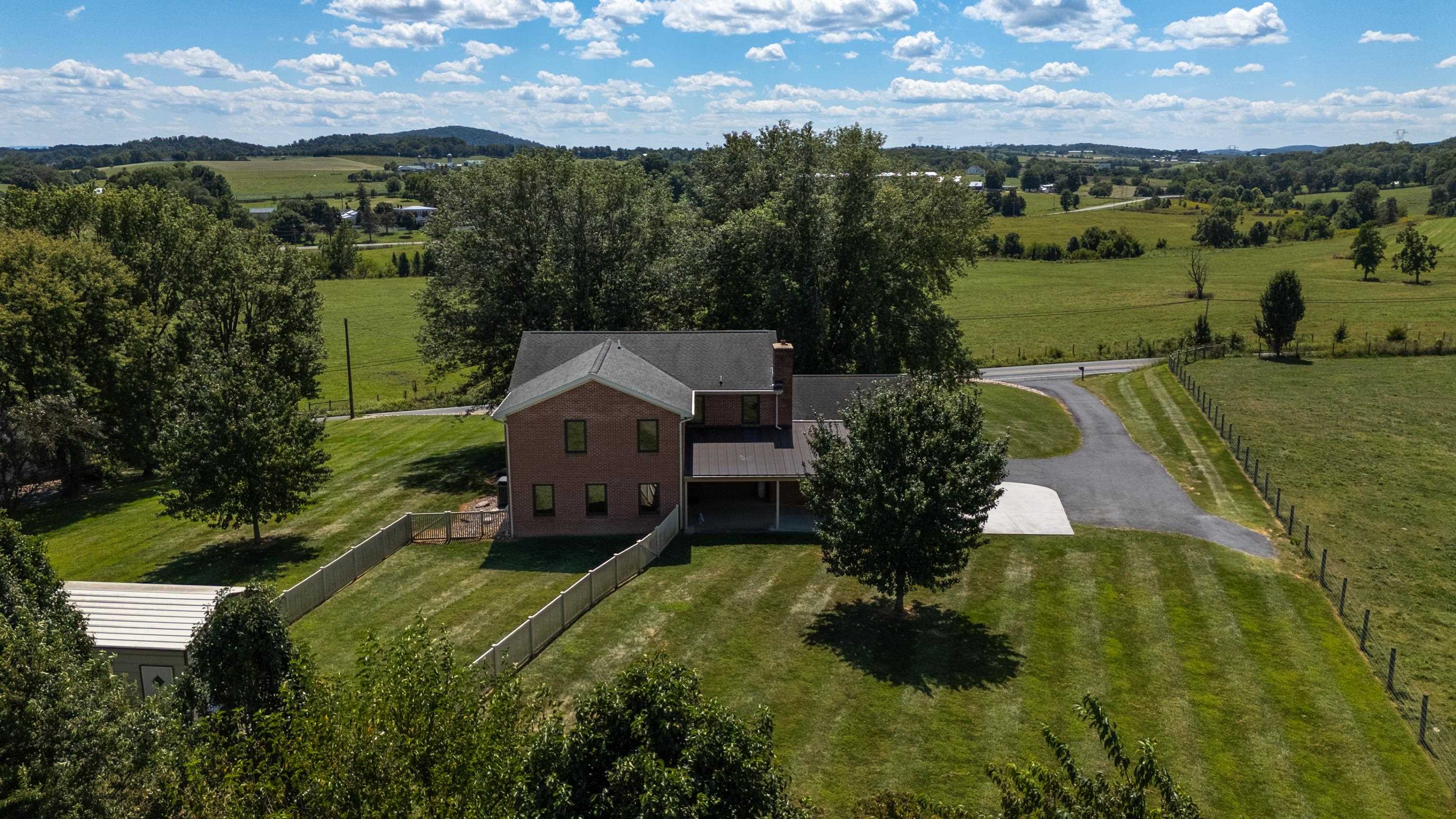 3390 SPRING CREEK RD, BRIDGEWATER, Virginia 22812, 4 Bedrooms Bedrooms, ,3 BathroomsBathrooms,Residential,3390 SPRING CREEK RD,668761 MLS # 668761