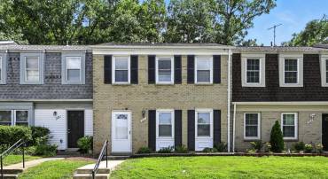 907 WINDSOR CT, STERLING, Virginia 20164, 3 Bedrooms Bedrooms, ,1 BathroomBathrooms,Residential,For sale,907 WINDSOR CT,VALO2103836 MLS # VALO2103836