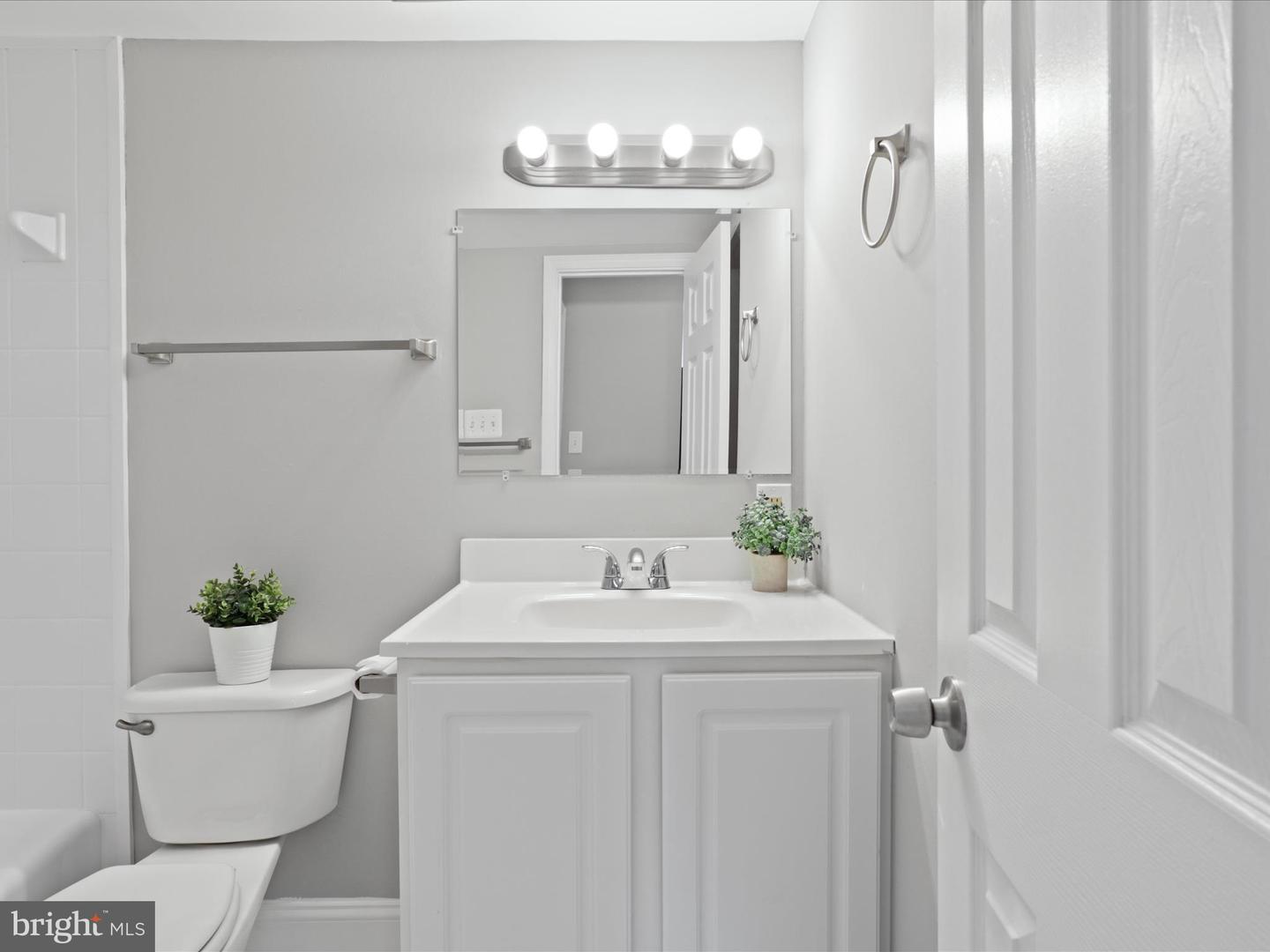 8316 TOBIN RD #8316-11, ANNANDALE, Virginia 22003, 1 Bedroom Bedrooms, 2 Rooms Rooms,1 BathroomBathrooms,Residential,For sale,8316 TOBIN RD #8316-11,VAFX2260558 MLS # VAFX2260558 8316 TOBIN RD #8316-11, ANNANDALE, Virginia 22003, 1 Bedroom Bedrooms, 2 Rooms Rooms,1 BathroomBathrooms,Residential,For sale,8316 TOBIN RD #8316-11,VAFX2260558 MLS # VAFX2260558