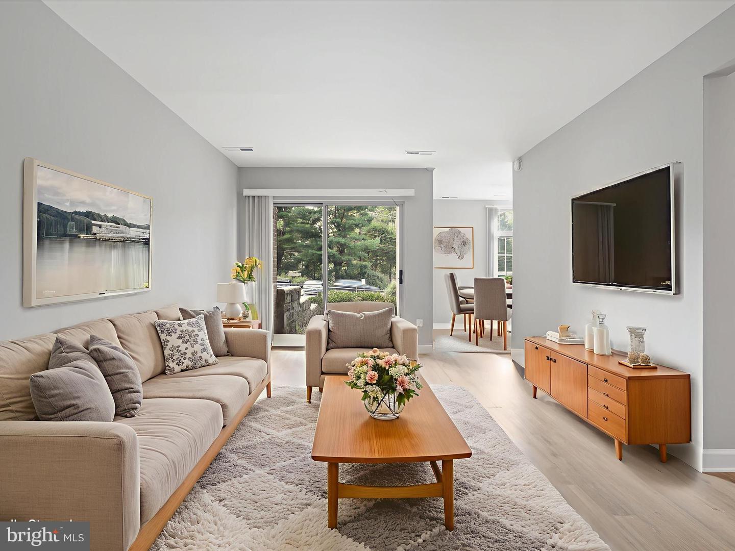 8316 TOBIN RD #8316-11, ANNANDALE, Virginia 22003, 1 Bedroom Bedrooms, 2 Rooms Rooms,1 BathroomBathrooms,Residential,For sale,8316 TOBIN RD #8316-11,VAFX2260558 MLS # VAFX2260558 8316 TOBIN RD #8316-11, ANNANDALE, Virginia 22003, 1 Bedroom Bedrooms, 2 Rooms Rooms,1 BathroomBathrooms,Residential,For sale,8316 TOBIN RD #8316-11,VAFX2260558 MLS # VAFX2260558