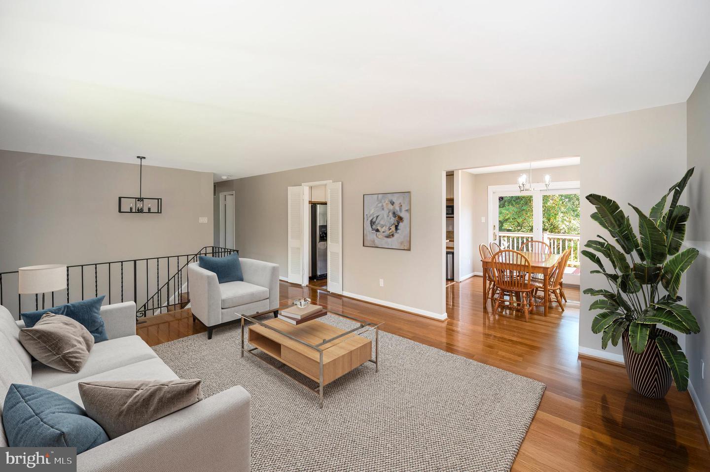 6400 KROY DR, SPRINGFIELD, Virginia 22150, 4 Bedrooms Bedrooms, ,2 BathroomsBathrooms,Residential,For sale,6400 KROY DR,VAFX2262680 MLS # VAFX2262680