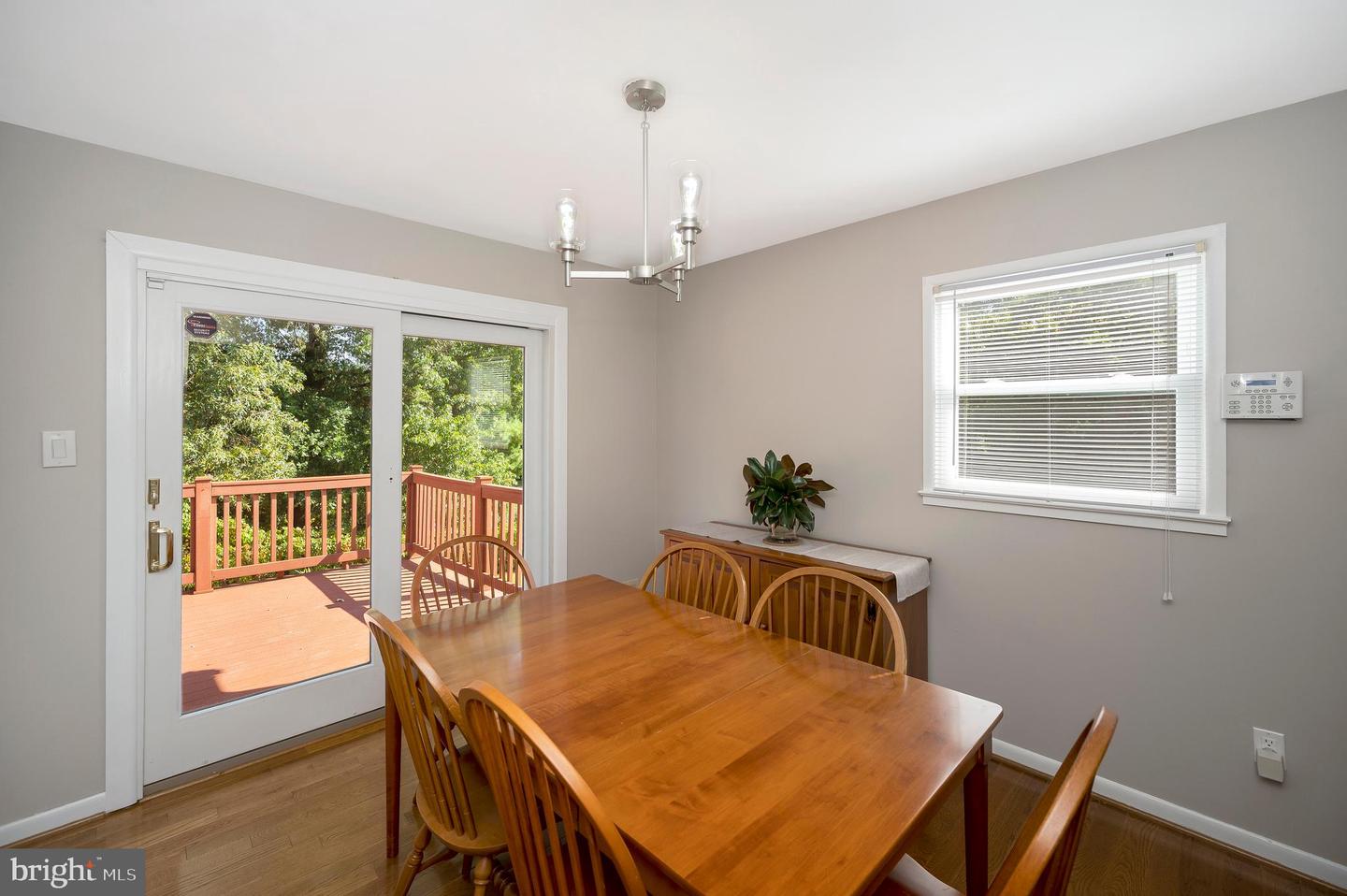 6400 KROY DR, SPRINGFIELD, Virginia 22150, 4 Bedrooms Bedrooms, ,2 BathroomsBathrooms,Residential,For sale,6400 KROY DR,VAFX2262680 MLS # VAFX2262680