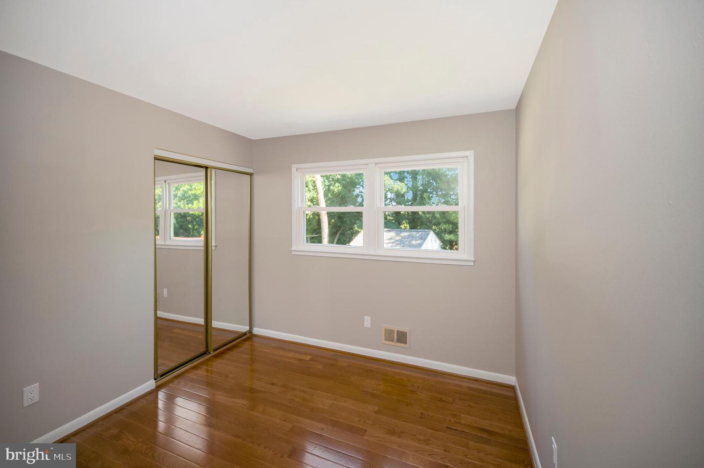 6400 KROY DR, SPRINGFIELD, Virginia 22150, 4 Bedrooms Bedrooms, ,2 BathroomsBathrooms,Residential,For sale,6400 KROY DR,VAFX2262680 MLS # VAFX2262680