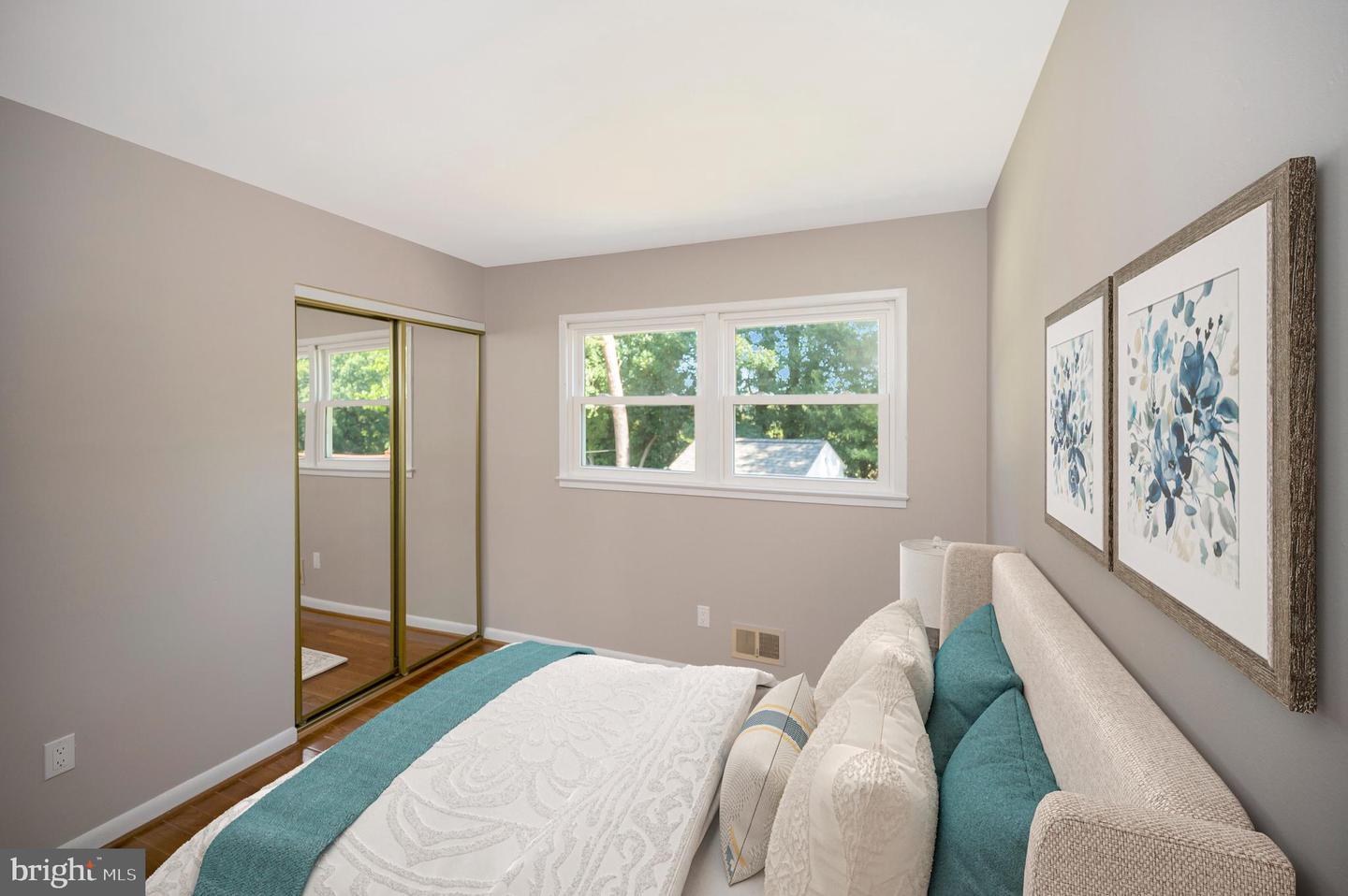 6400 KROY DR, SPRINGFIELD, Virginia 22150, 4 Bedrooms Bedrooms, ,2 BathroomsBathrooms,Residential,For sale,6400 KROY DR,VAFX2262680 MLS # VAFX2262680