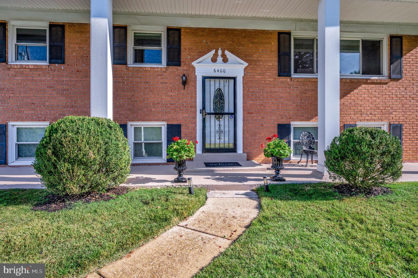 6400 KROY DR, SPRINGFIELD, Virginia 22150, 4 Bedrooms Bedrooms, ,2 BathroomsBathrooms,Residential,For sale,6400 KROY DR,VAFX2262680 MLS # VAFX2262680