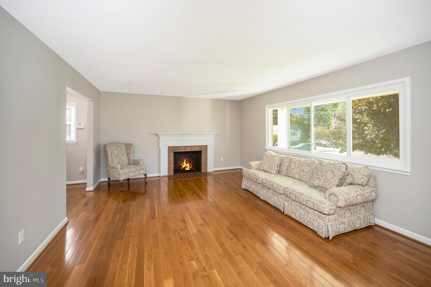 6400 KROY DR, SPRINGFIELD, Virginia 22150, 4 Bedrooms Bedrooms, ,2 BathroomsBathrooms,Residential,For sale,6400 KROY DR,VAFX2262680 MLS # VAFX2262680