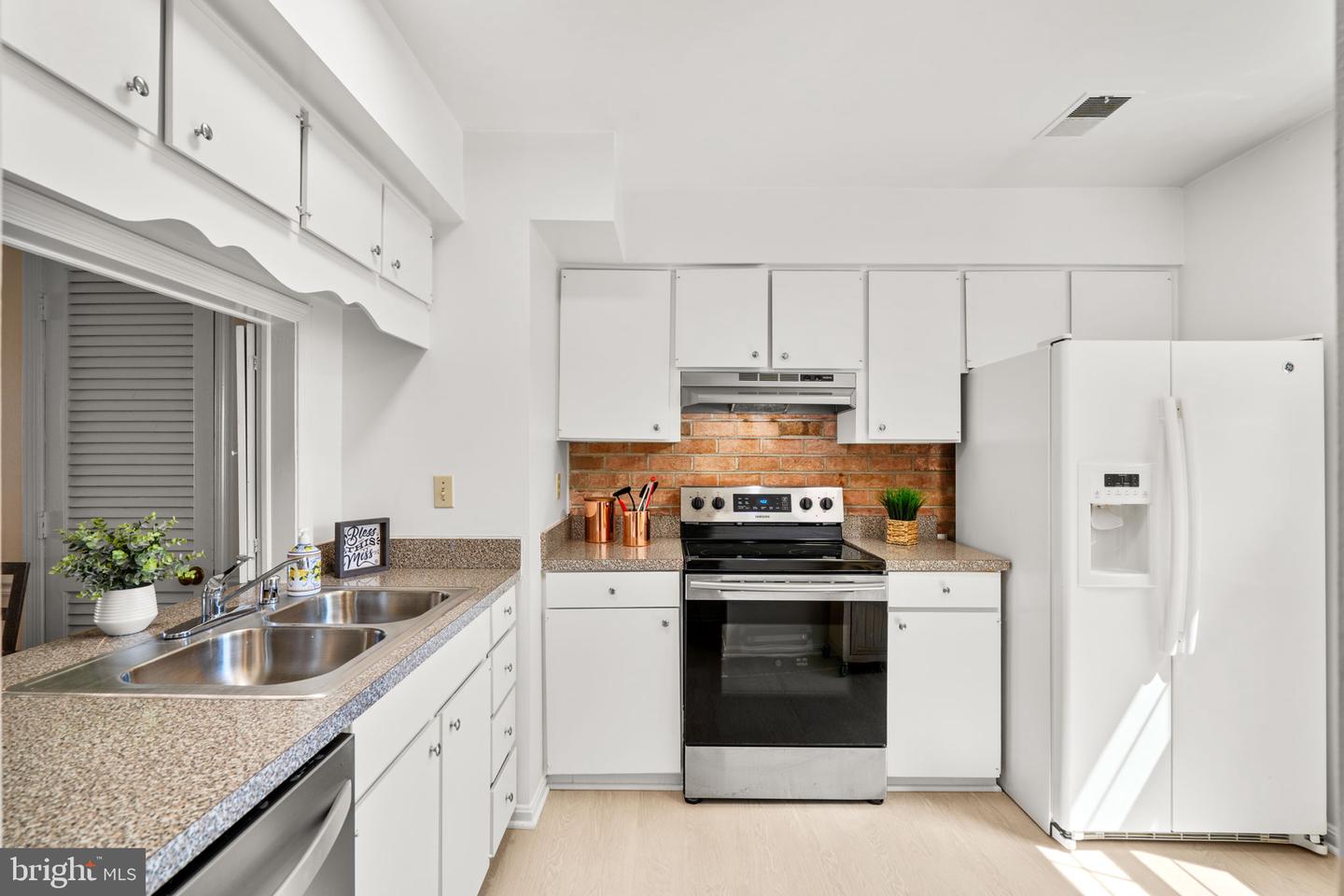 8550 MILFORD CT #892, SPRINGFIELD, Virginia 22152, 2 Bedrooms Bedrooms, ,1 BathroomBathrooms,Residential,For sale,8550 MILFORD CT #892,VAFX2262560 MLS # VAFX2262560