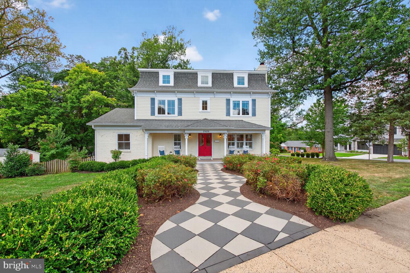 2828 N VAN BUREN ST, ARLINGTON, Virginia 22213, 5 Bedrooms Bedrooms, ,5 BathroomsBathrooms,Residential,For sale,2828 N VAN BUREN ST,VAAR2062550 MLS # VAAR2062550