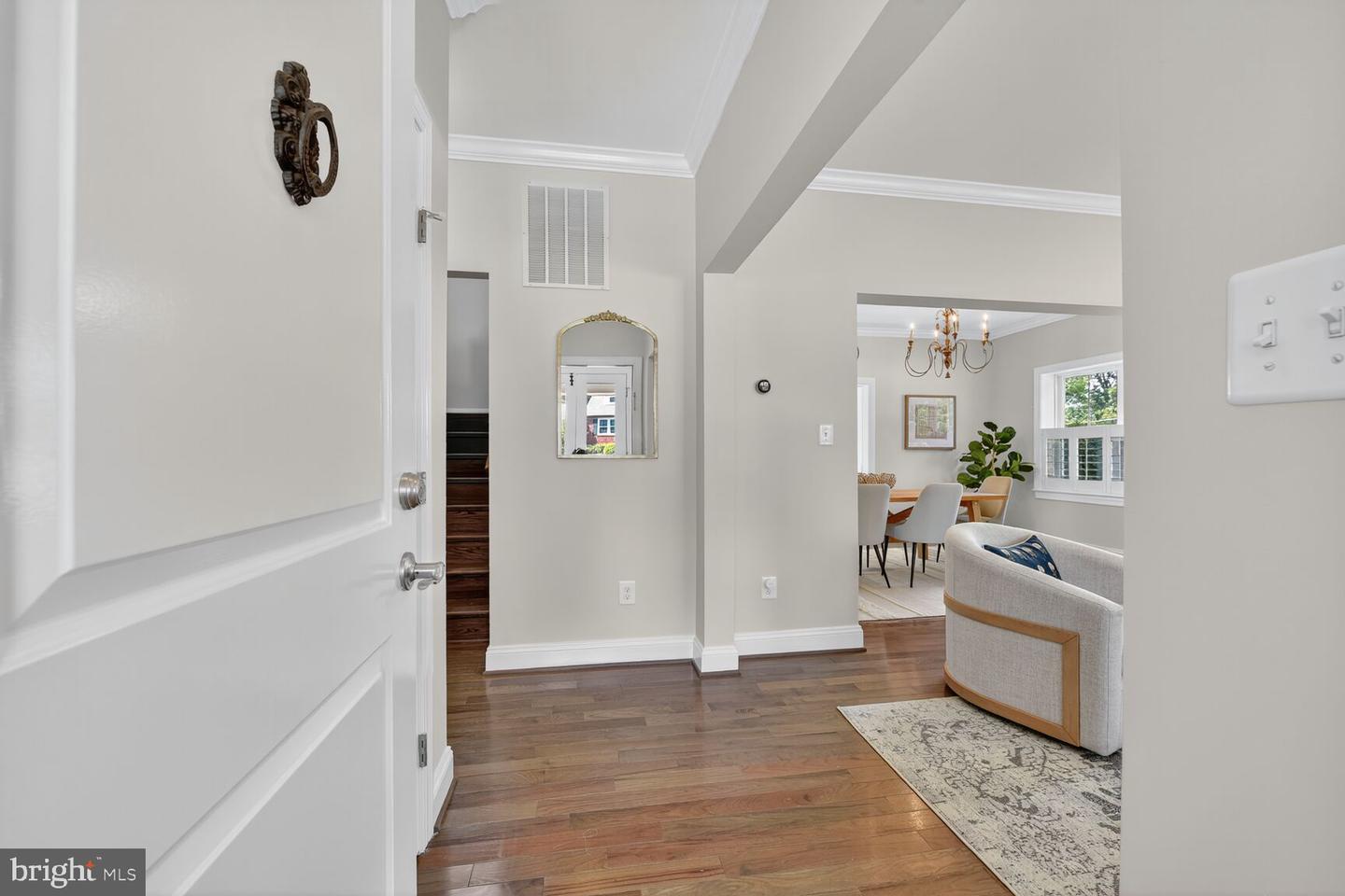 2828 N VAN BUREN ST, ARLINGTON, Virginia 22213, 5 Bedrooms Bedrooms, ,5 BathroomsBathrooms,Residential,For sale,2828 N VAN BUREN ST,VAAR2062550 MLS # VAAR2062550