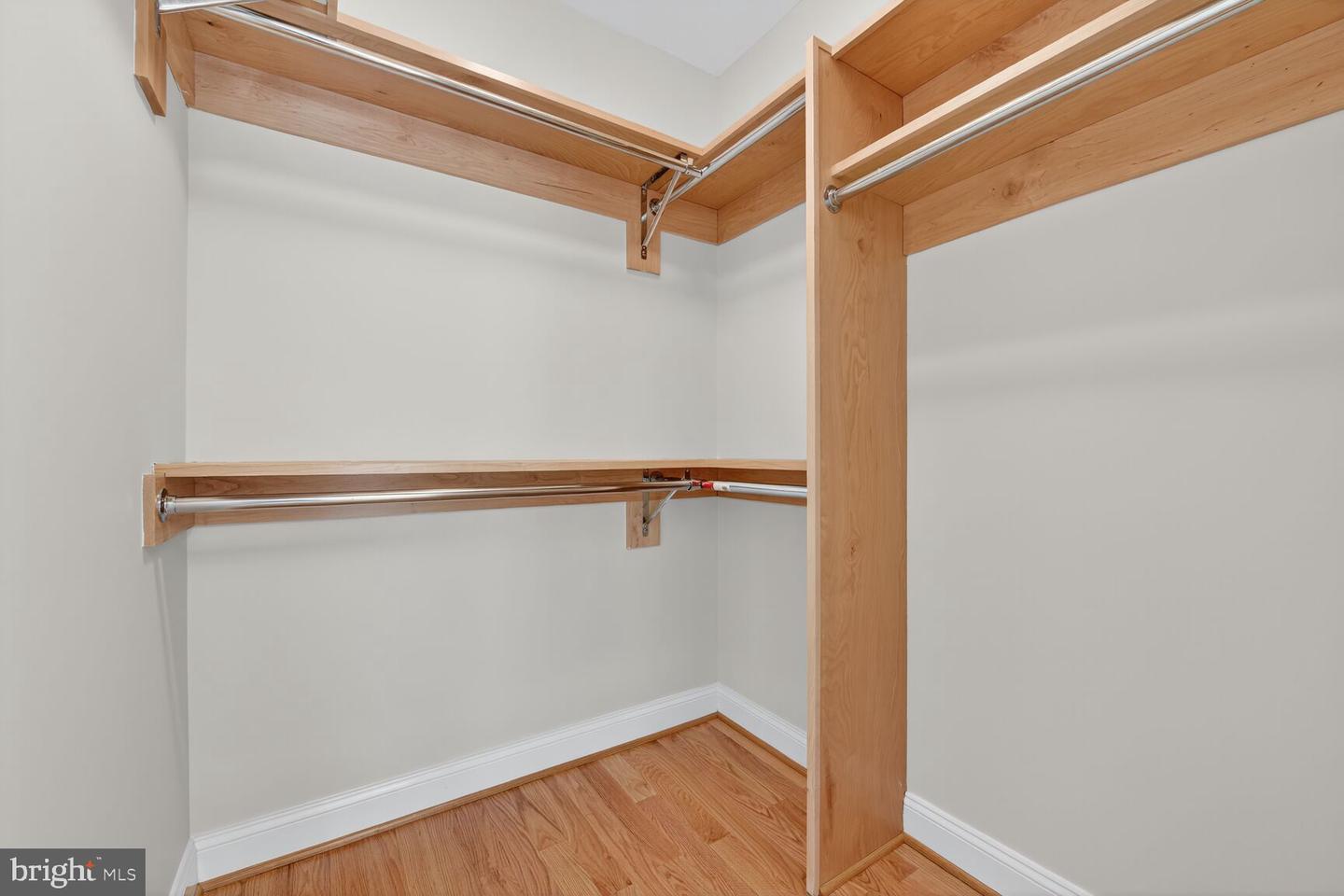 2828 N VAN BUREN ST, ARLINGTON, Virginia 22213, 5 Bedrooms Bedrooms, ,5 BathroomsBathrooms,Residential,For sale,2828 N VAN BUREN ST,VAAR2062550 MLS # VAAR2062550