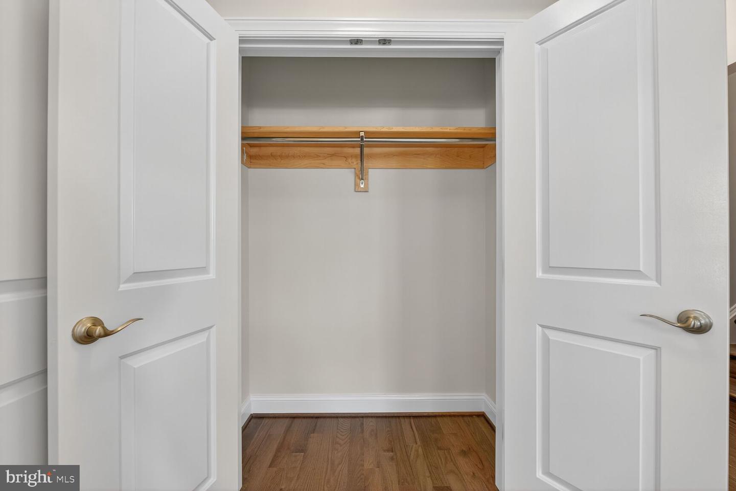 2828 N VAN BUREN ST, ARLINGTON, Virginia 22213, 5 Bedrooms Bedrooms, ,5 BathroomsBathrooms,Residential,For sale,2828 N VAN BUREN ST,VAAR2062550 MLS # VAAR2062550