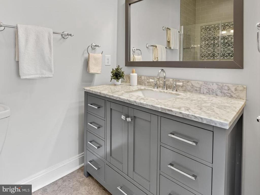 2828 N VAN BUREN ST, ARLINGTON, Virginia 22213, 5 Bedrooms Bedrooms, ,5 BathroomsBathrooms,Residential,For sale,2828 N VAN BUREN ST,VAAR2062550 MLS # VAAR2062550