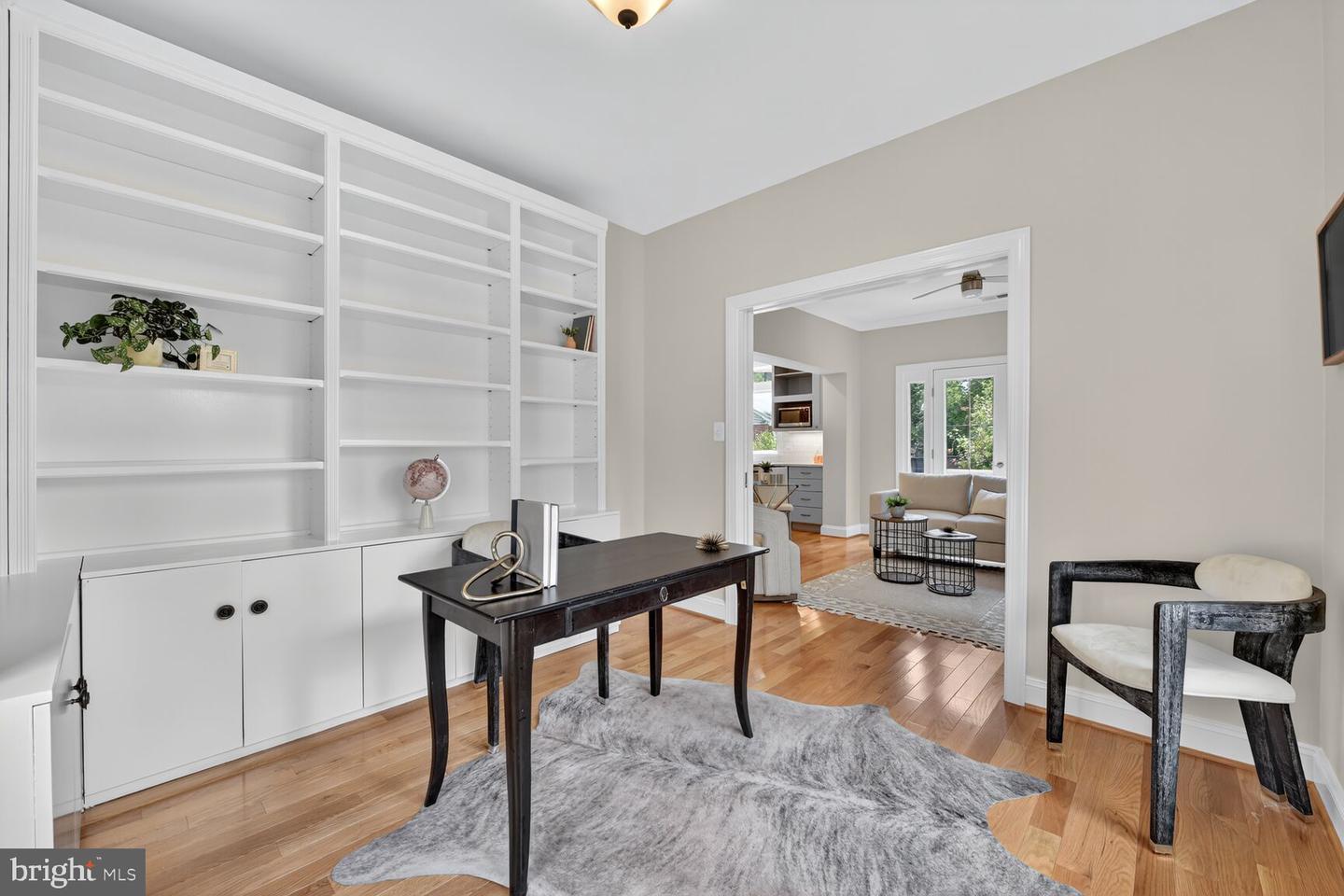 2828 N VAN BUREN ST, ARLINGTON, Virginia 22213, 5 Bedrooms Bedrooms, ,5 BathroomsBathrooms,Residential,For sale,2828 N VAN BUREN ST,VAAR2062550 MLS # VAAR2062550