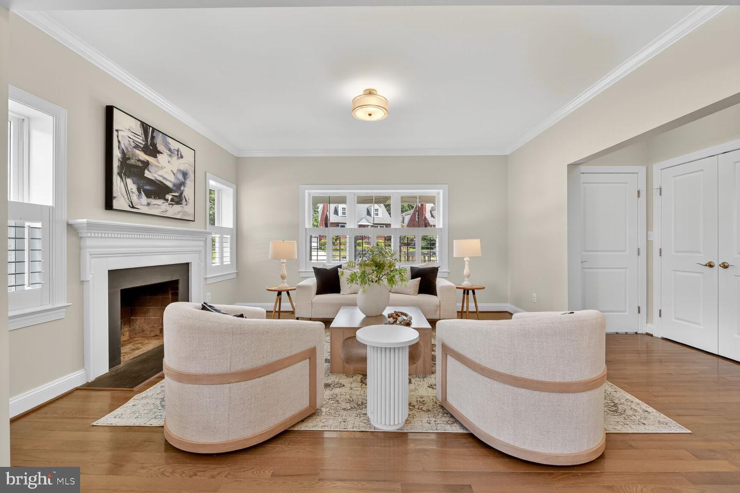 2828 N VAN BUREN ST, ARLINGTON, Virginia 22213, 5 Bedrooms Bedrooms, ,5 BathroomsBathrooms,Residential,For sale,2828 N VAN BUREN ST,VAAR2062550 MLS # VAAR2062550