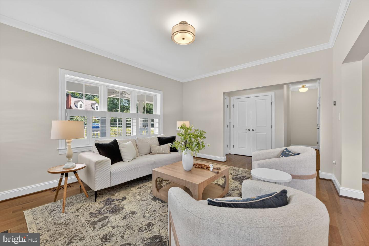 2828 N VAN BUREN ST, ARLINGTON, Virginia 22213, 5 Bedrooms Bedrooms, ,5 BathroomsBathrooms,Residential,For sale,2828 N VAN BUREN ST,VAAR2062550 MLS # VAAR2062550