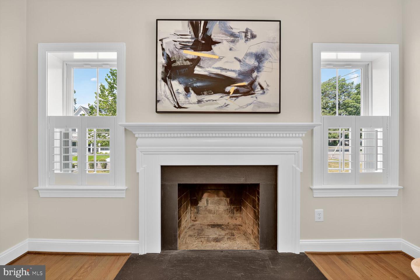 2828 N VAN BUREN ST, ARLINGTON, Virginia 22213, 5 Bedrooms Bedrooms, ,5 BathroomsBathrooms,Residential,For sale,2828 N VAN BUREN ST,VAAR2062550 MLS # VAAR2062550