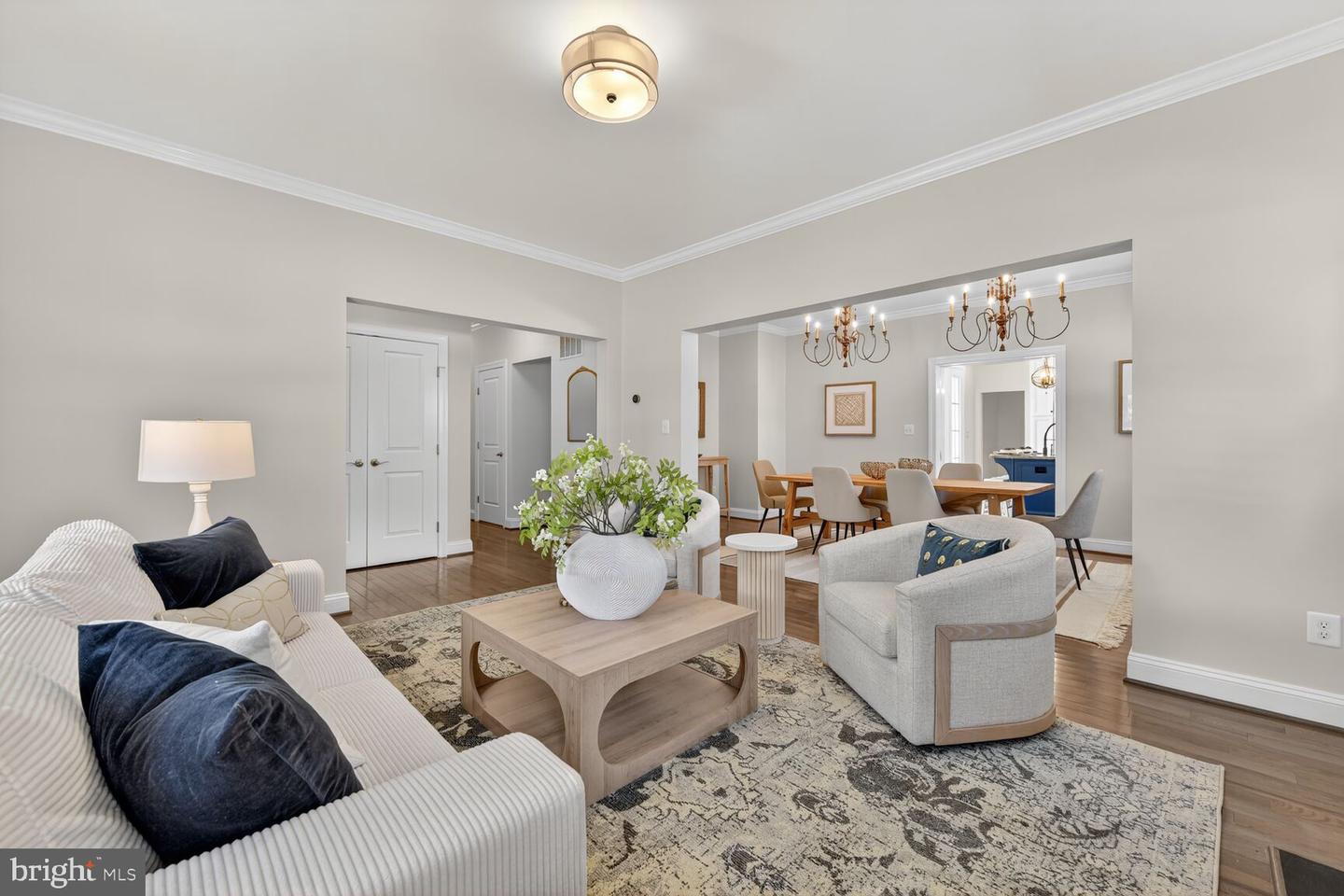 2828 N VAN BUREN ST, ARLINGTON, Virginia 22213, 5 Bedrooms Bedrooms, ,5 BathroomsBathrooms,Residential,For sale,2828 N VAN BUREN ST,VAAR2062550 MLS # VAAR2062550