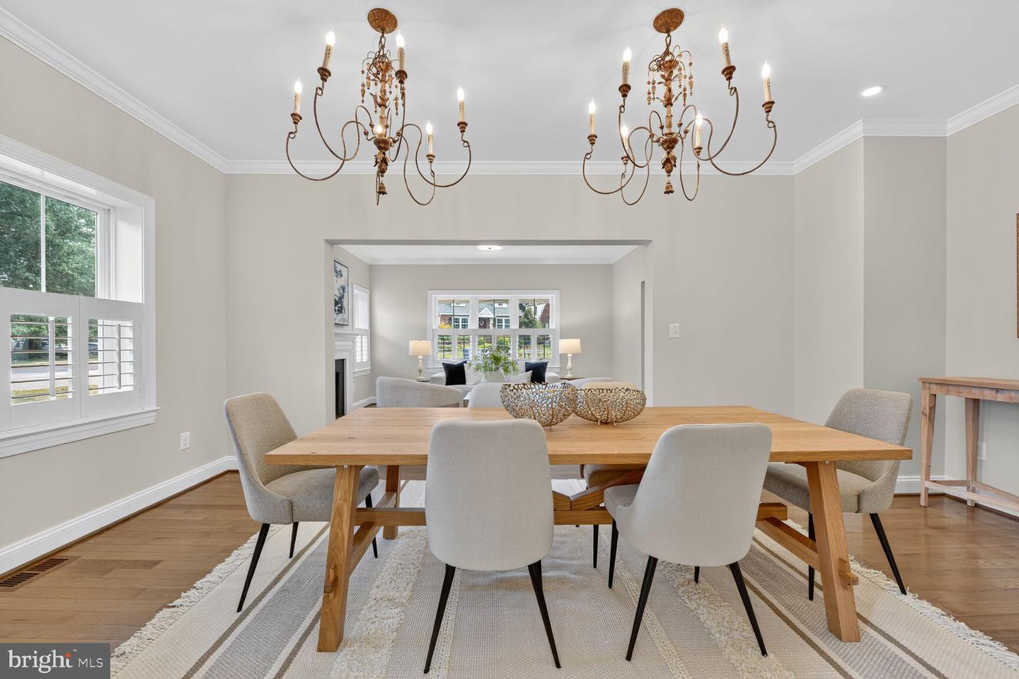 2828 N VAN BUREN ST, ARLINGTON, Virginia 22213, 5 Bedrooms Bedrooms, ,5 BathroomsBathrooms,Residential,For sale,2828 N VAN BUREN ST,VAAR2062550 MLS # VAAR2062550