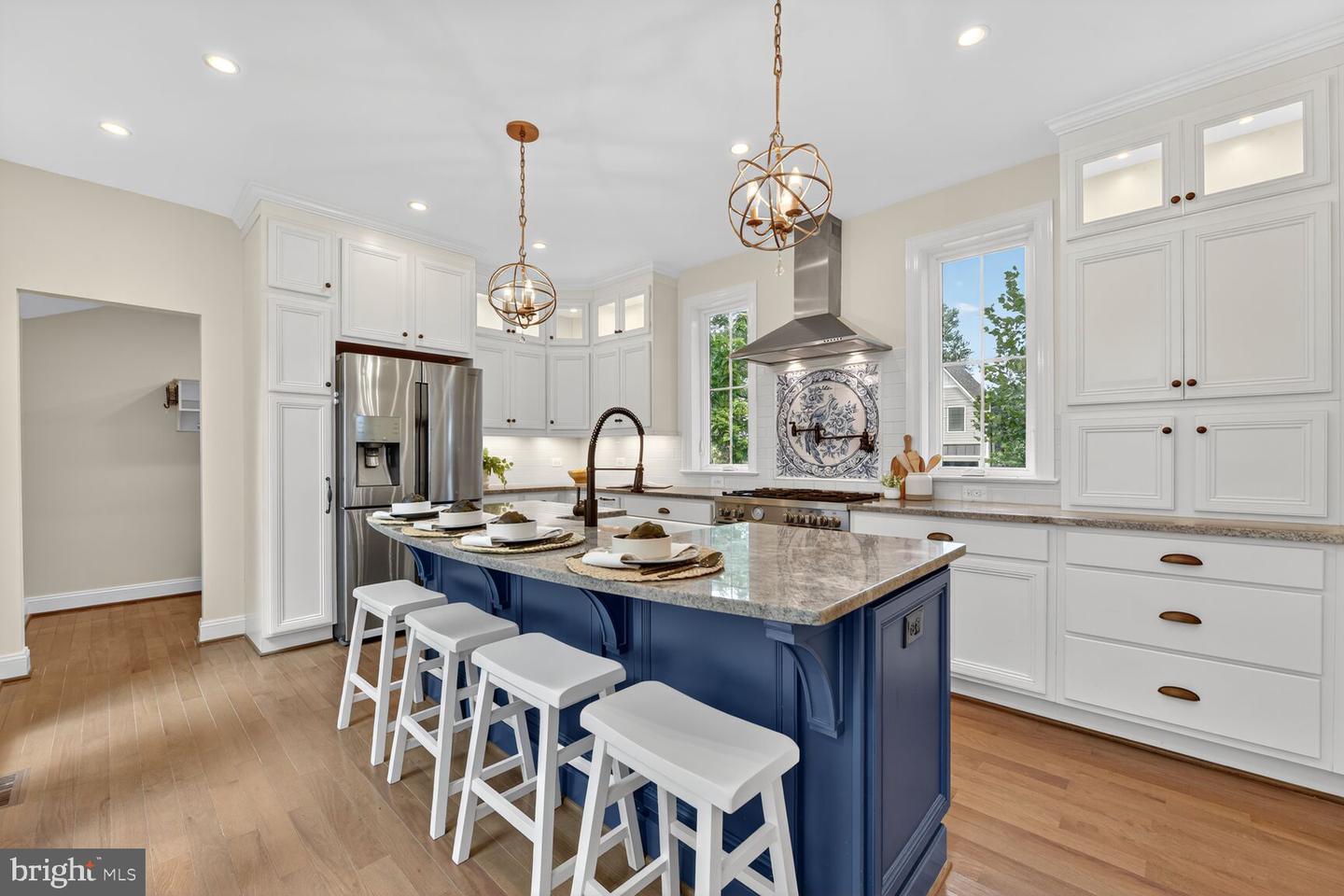 2828 N VAN BUREN ST, ARLINGTON, Virginia 22213, 5 Bedrooms Bedrooms, ,5 BathroomsBathrooms,Residential,For sale,2828 N VAN BUREN ST,VAAR2062550 MLS # VAAR2062550