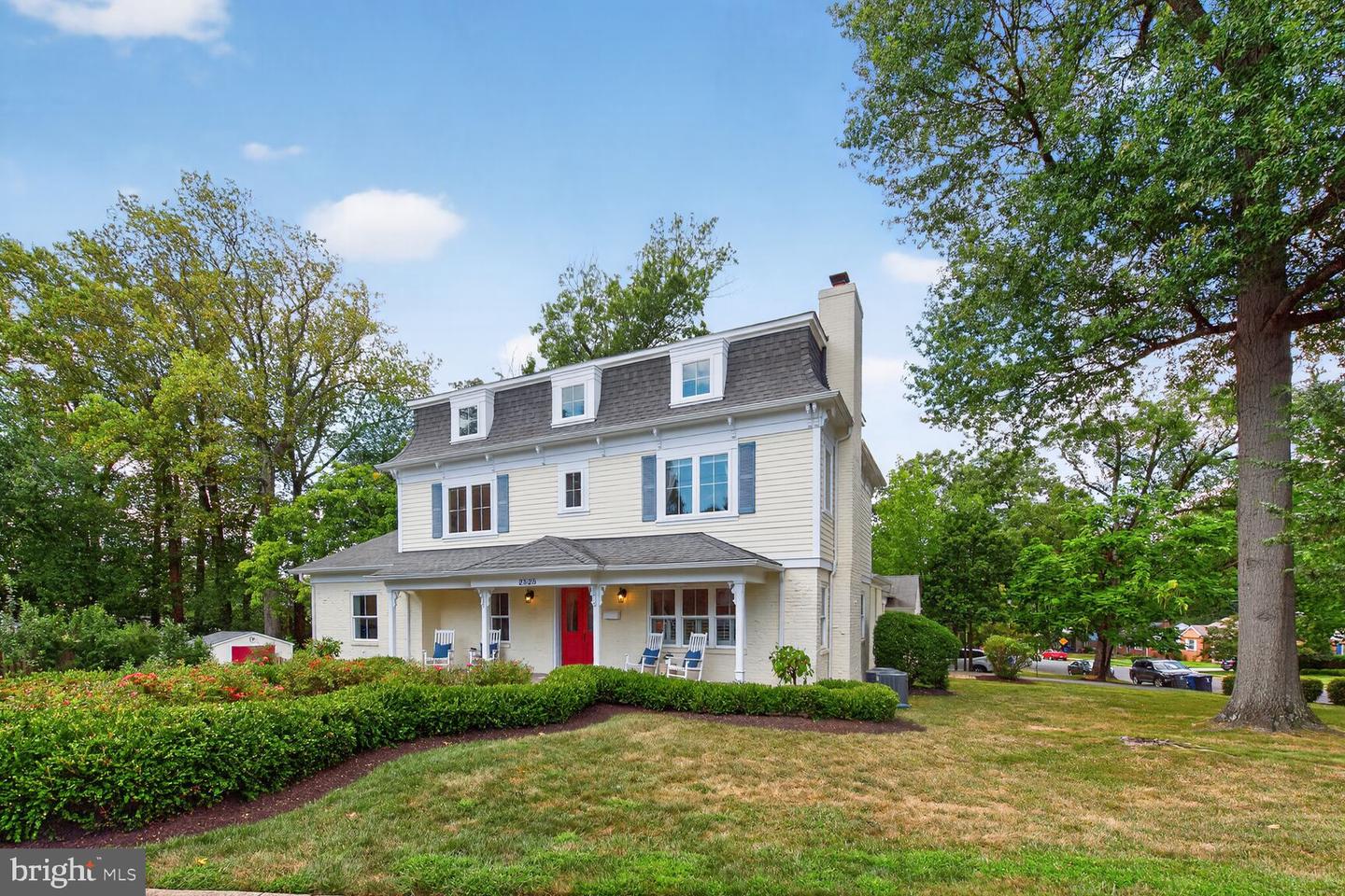 2828 N VAN BUREN ST, ARLINGTON, Virginia 22213, 5 Bedrooms Bedrooms, ,5 BathroomsBathrooms,Residential,For sale,2828 N VAN BUREN ST,VAAR2062550 MLS # VAAR2062550