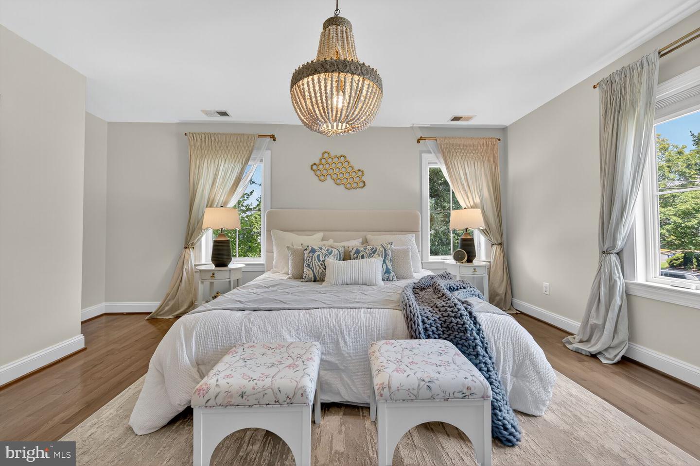 2828 N VAN BUREN ST, ARLINGTON, Virginia 22213, 5 Bedrooms Bedrooms, ,5 BathroomsBathrooms,Residential,For sale,2828 N VAN BUREN ST,VAAR2062550 MLS # VAAR2062550