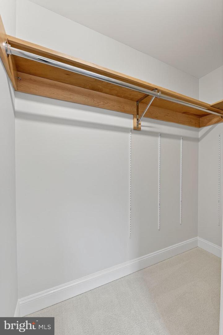 2828 N VAN BUREN ST, ARLINGTON, Virginia 22213, 5 Bedrooms Bedrooms, ,5 BathroomsBathrooms,Residential,For sale,2828 N VAN BUREN ST,VAAR2062550 MLS # VAAR2062550
