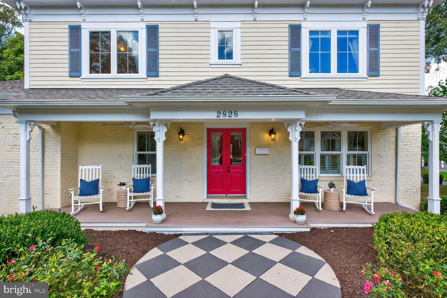 2828 N VAN BUREN ST, ARLINGTON, Virginia 22213, 5 Bedrooms Bedrooms, ,5 BathroomsBathrooms,Residential,For sale,2828 N VAN BUREN ST,VAAR2062550 MLS # VAAR2062550
