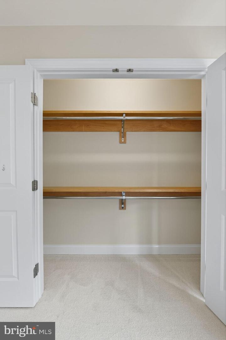 2828 N VAN BUREN ST, ARLINGTON, Virginia 22213, 5 Bedrooms Bedrooms, ,5 BathroomsBathrooms,Residential,For sale,2828 N VAN BUREN ST,VAAR2062550 MLS # VAAR2062550