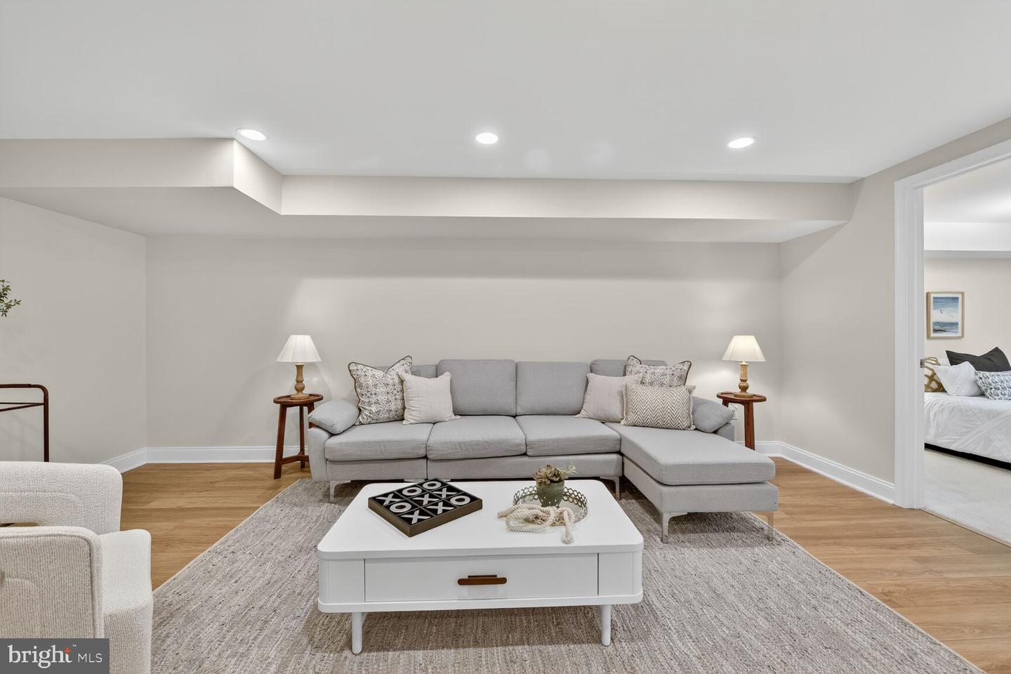 2828 N VAN BUREN ST, ARLINGTON, Virginia 22213, 5 Bedrooms Bedrooms, ,5 BathroomsBathrooms,Residential,For sale,2828 N VAN BUREN ST,VAAR2062550 MLS # VAAR2062550