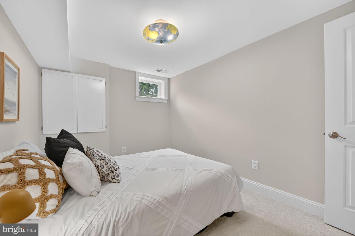 2828 N VAN BUREN ST, ARLINGTON, Virginia 22213, 5 Bedrooms Bedrooms, ,5 BathroomsBathrooms,Residential,For sale,2828 N VAN BUREN ST,VAAR2062550 MLS # VAAR2062550