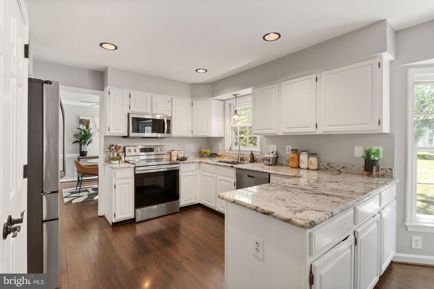 1 FOXMORE CT, STERLING, Virginia 20165, 3 Bedrooms Bedrooms, ,3 BathroomsBathrooms,Residential,For sale,1 FOXMORE CT,VALO2105072 MLS # VALO2105072