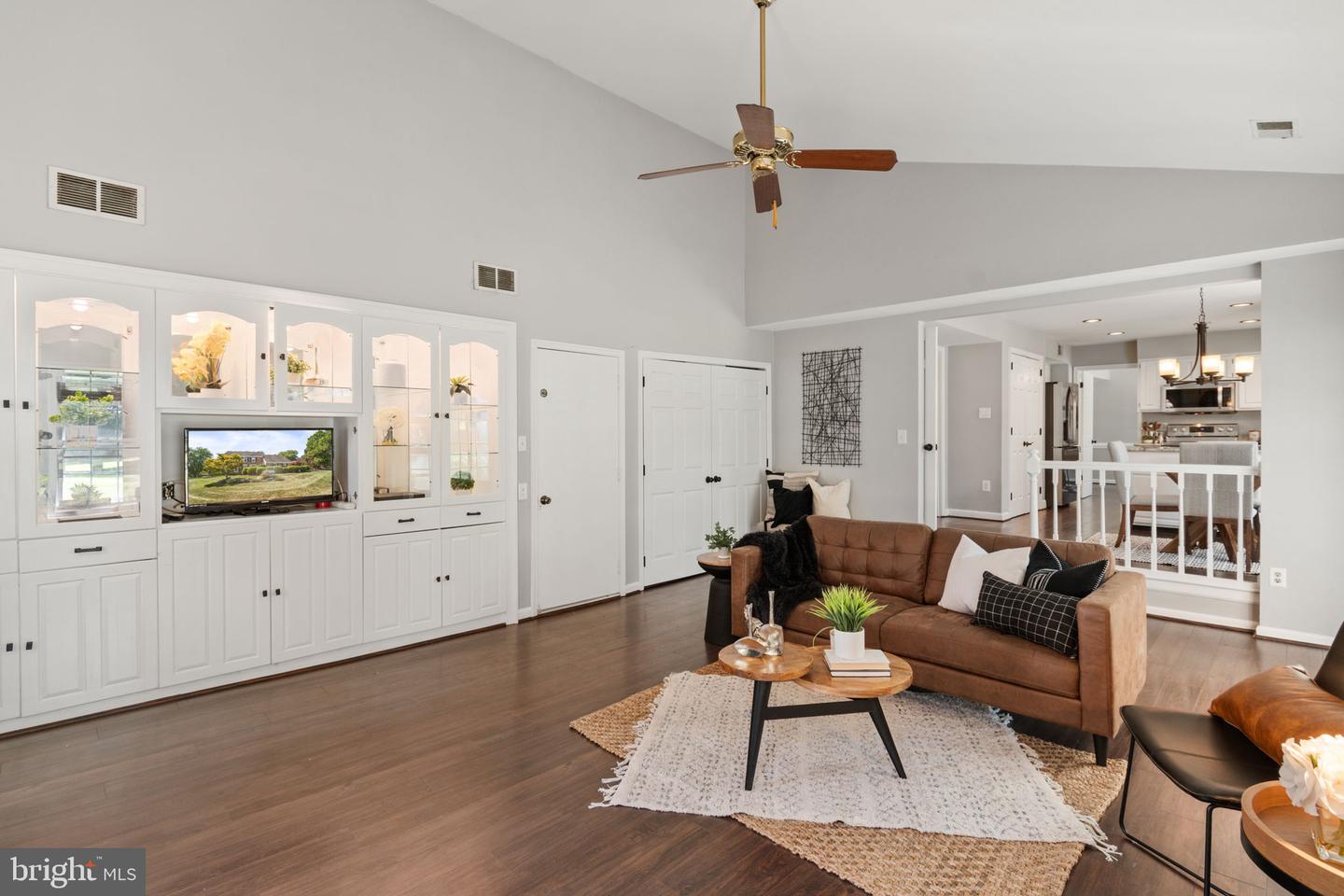 1 FOXMORE CT, STERLING, Virginia 20165, 3 Bedrooms Bedrooms, ,3 BathroomsBathrooms,Residential,For sale,1 FOXMORE CT,VALO2105072 MLS # VALO2105072