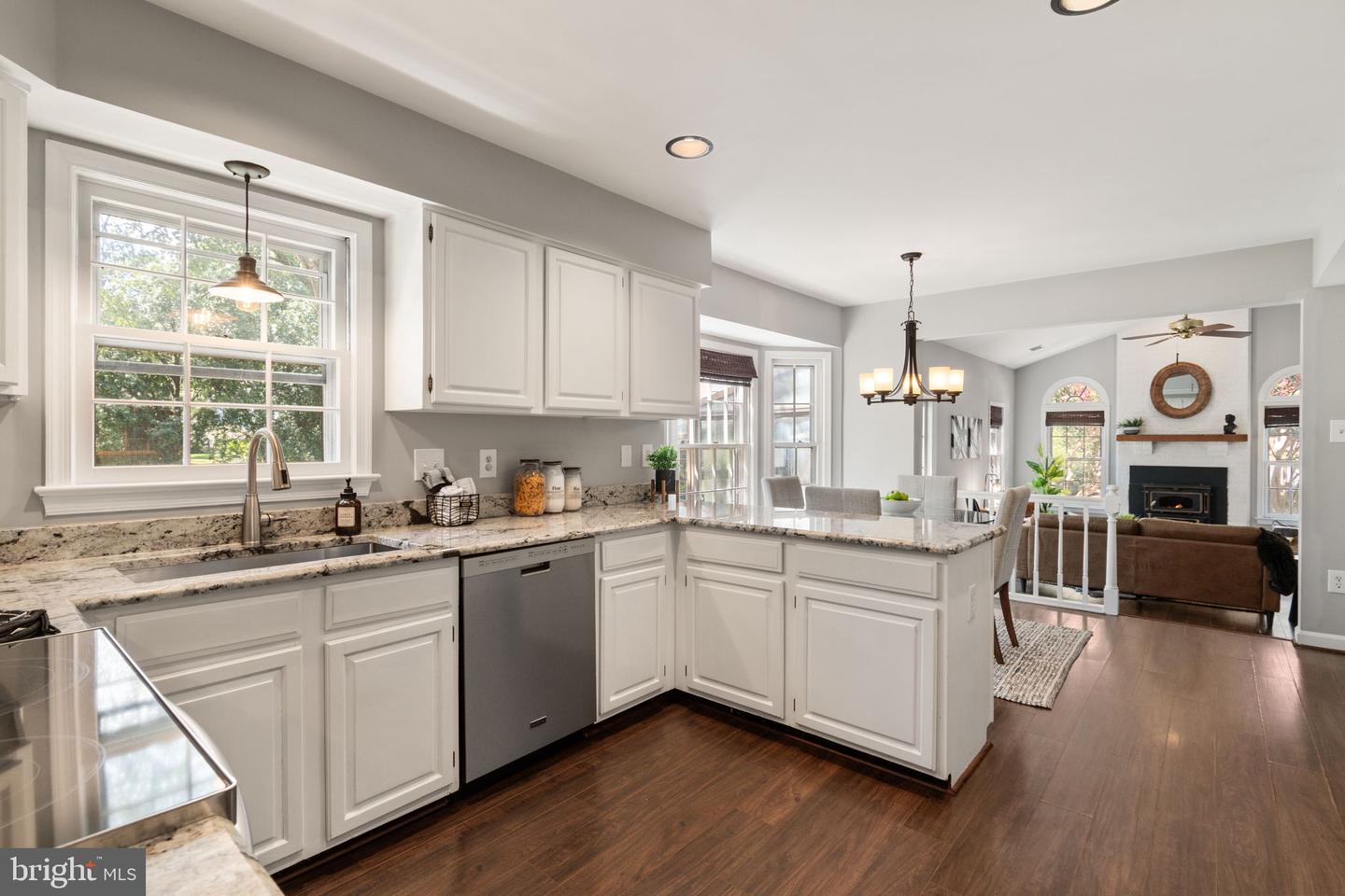1 FOXMORE CT, STERLING, Virginia 20165, 3 Bedrooms Bedrooms, ,3 BathroomsBathrooms,Residential,For sale,1 FOXMORE CT,VALO2105072 MLS # VALO2105072