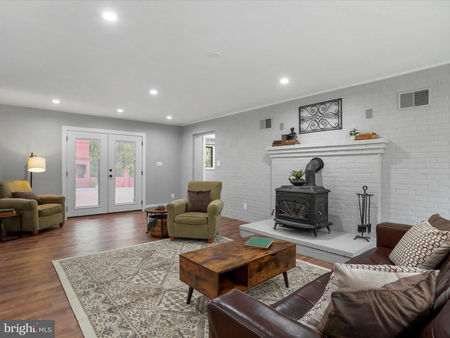 249 MINERAL SPRINGS DR, FRONT ROYAL, Virginia 22630, 5 Bedrooms Bedrooms, ,5 BathroomsBathrooms,Residential,For sale,249 MINERAL SPRINGS DR,VAWR2012046 MLS # VAWR2012046